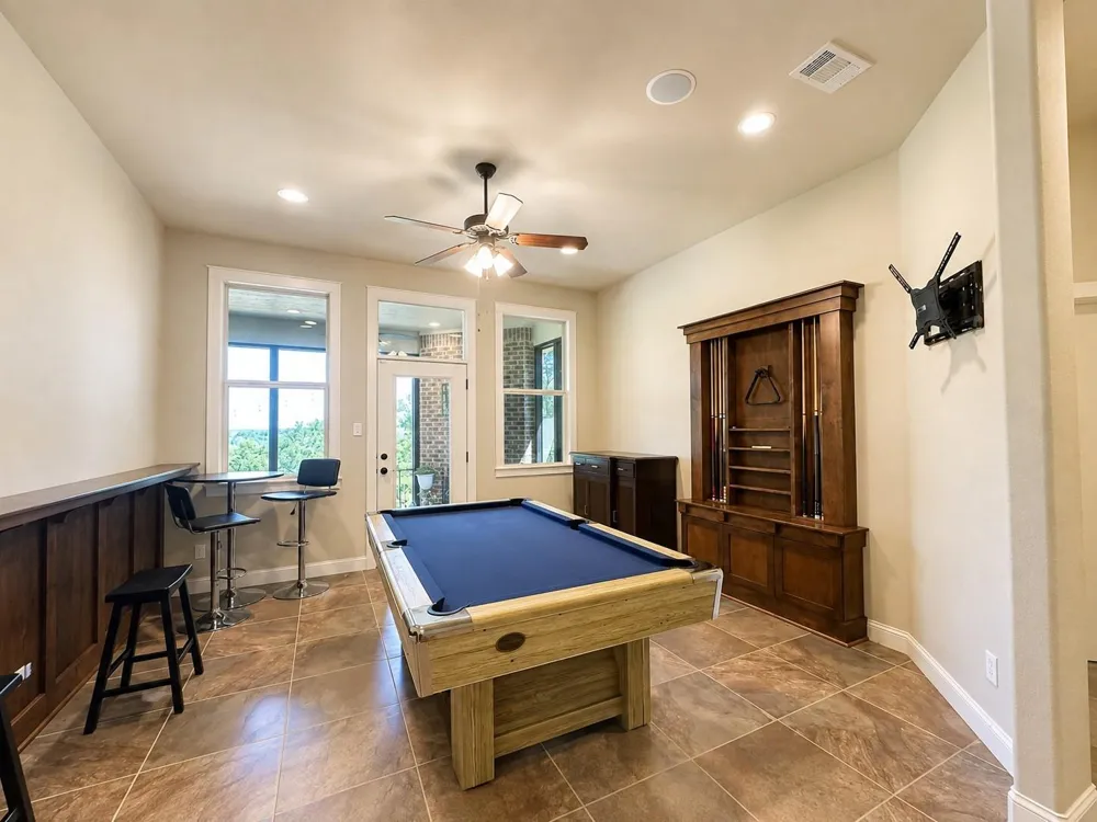 10812 Commonwealth Drive Iola, TX 77861