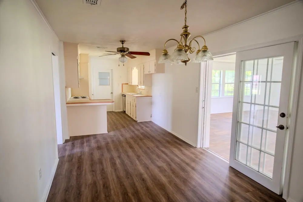 212 Avenue B Brazoria, TX 77422