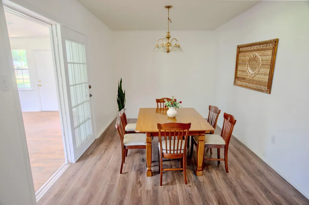212 Avenue B Brazoria, TX 77422