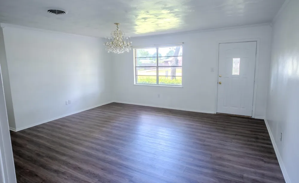 212 Avenue B Brazoria, TX 77422