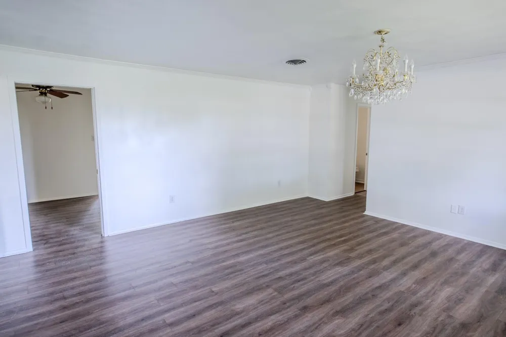 212 Avenue B Brazoria, TX 77422