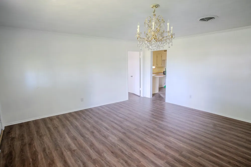 212 Avenue B Brazoria, TX 77422