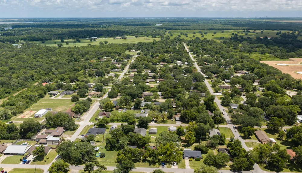 212 Avenue B Brazoria, TX 77422