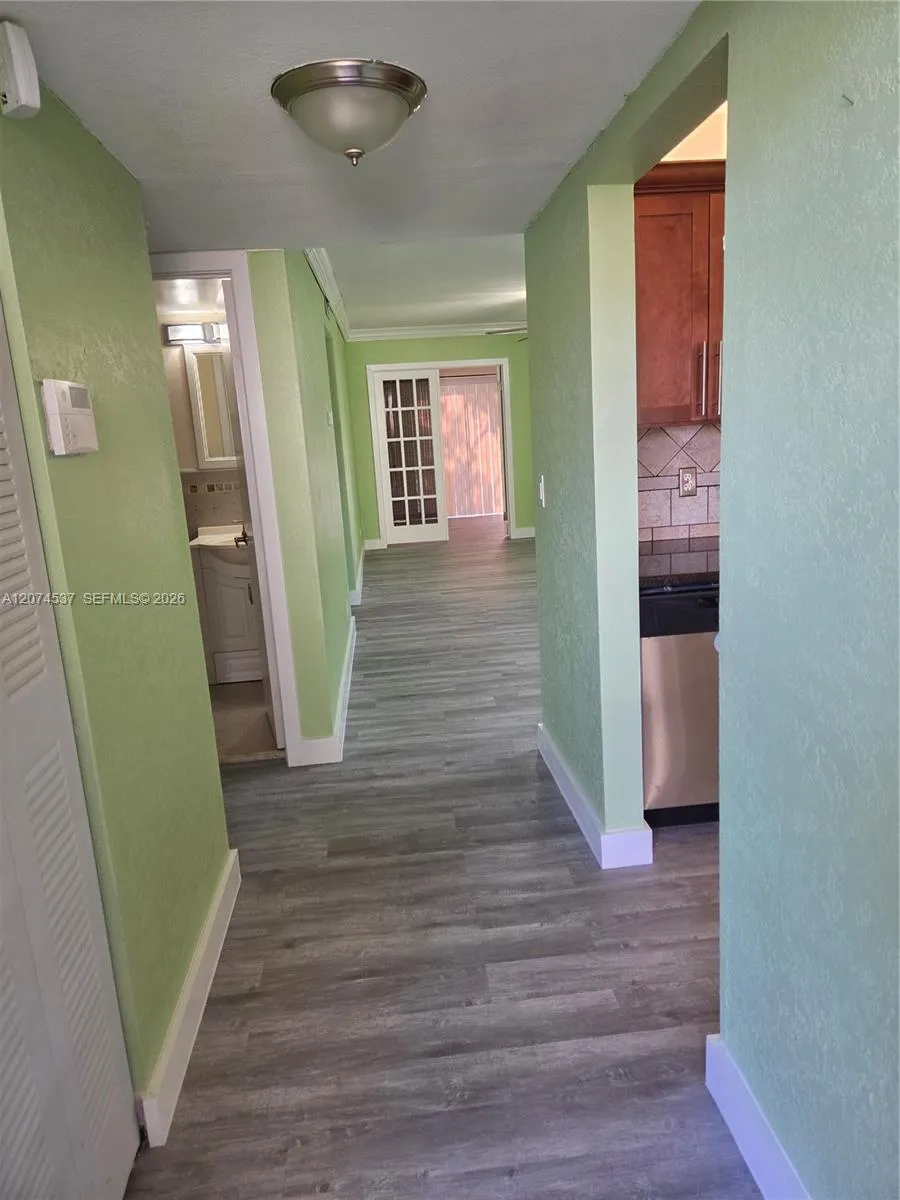 8041 Southgate Blvd #H6 North Lauderdale, FL 33068