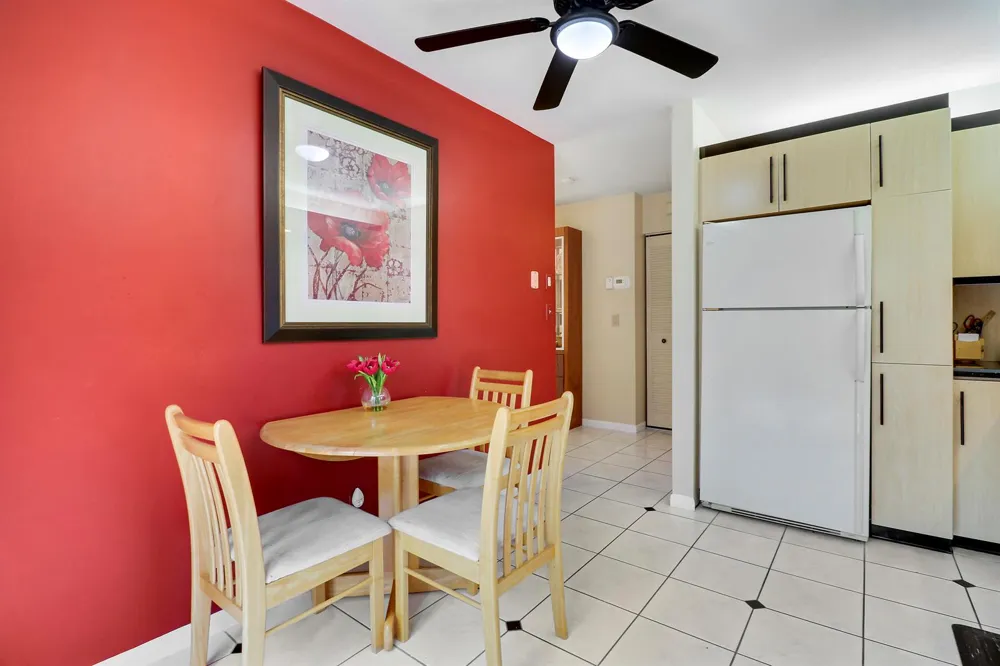 5481 Mirror Lakes Boulevard Boynton Beach, FL 33472