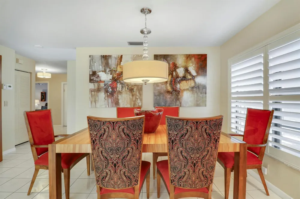 5481 Mirror Lakes Boulevard Boynton Beach, FL 33472