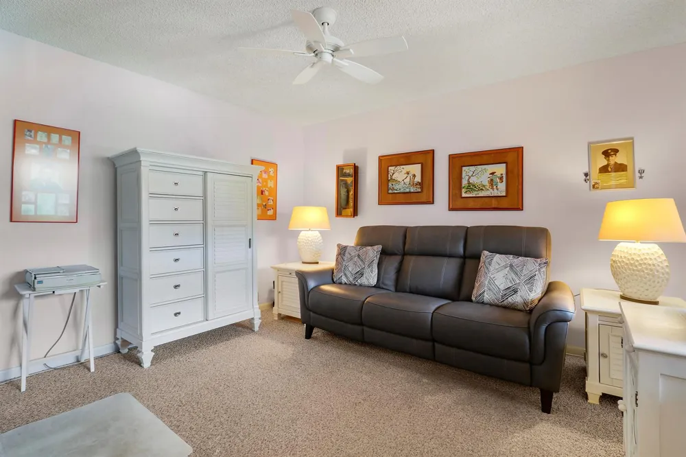 5481 Mirror Lakes Boulevard Boynton Beach, FL 33472