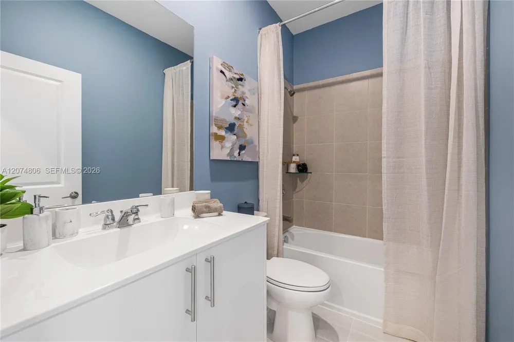 754 SE 15 ST Homestead, FL 33034