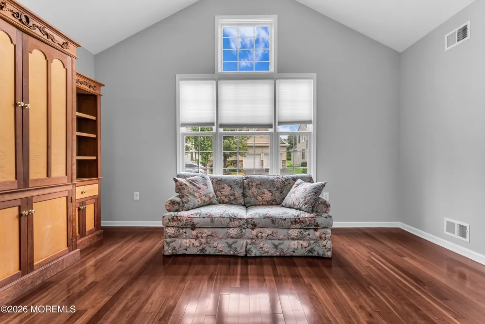 29 Constitution Way Franklin, NJ 08873