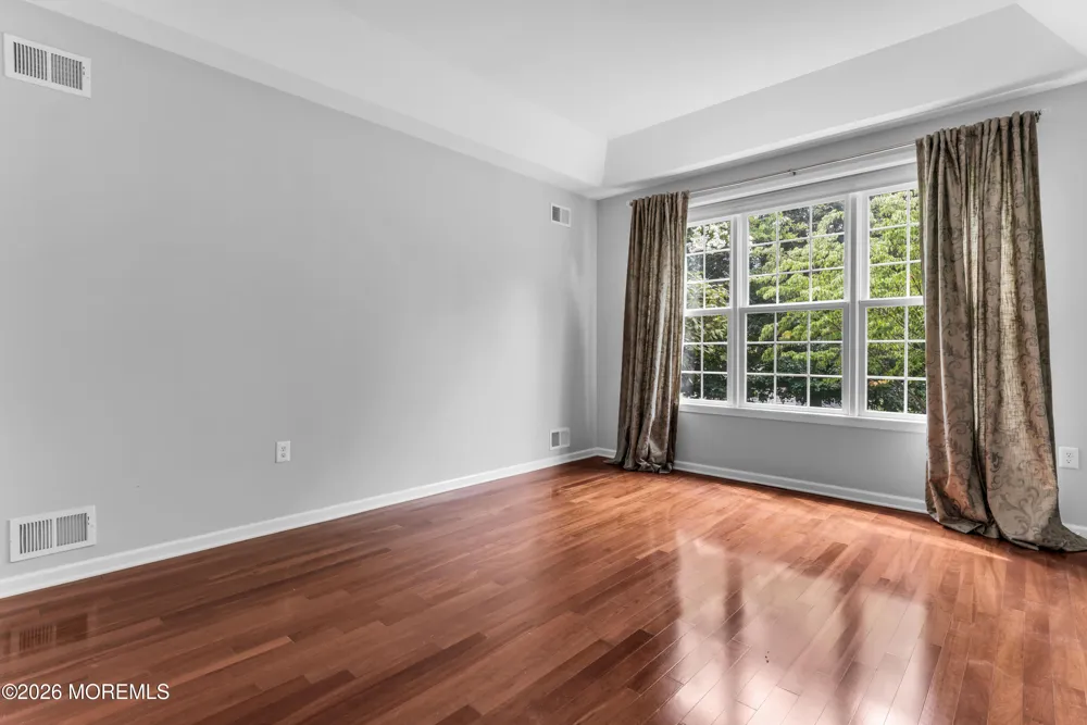 29 Constitution Way Franklin, NJ 08873