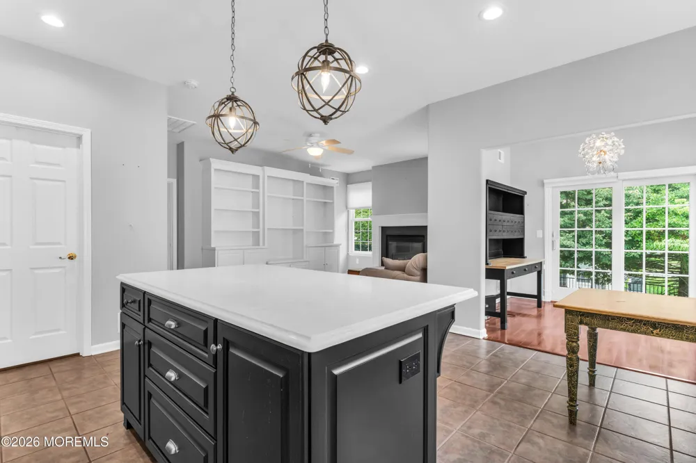29 Constitution Way Franklin, NJ 08873