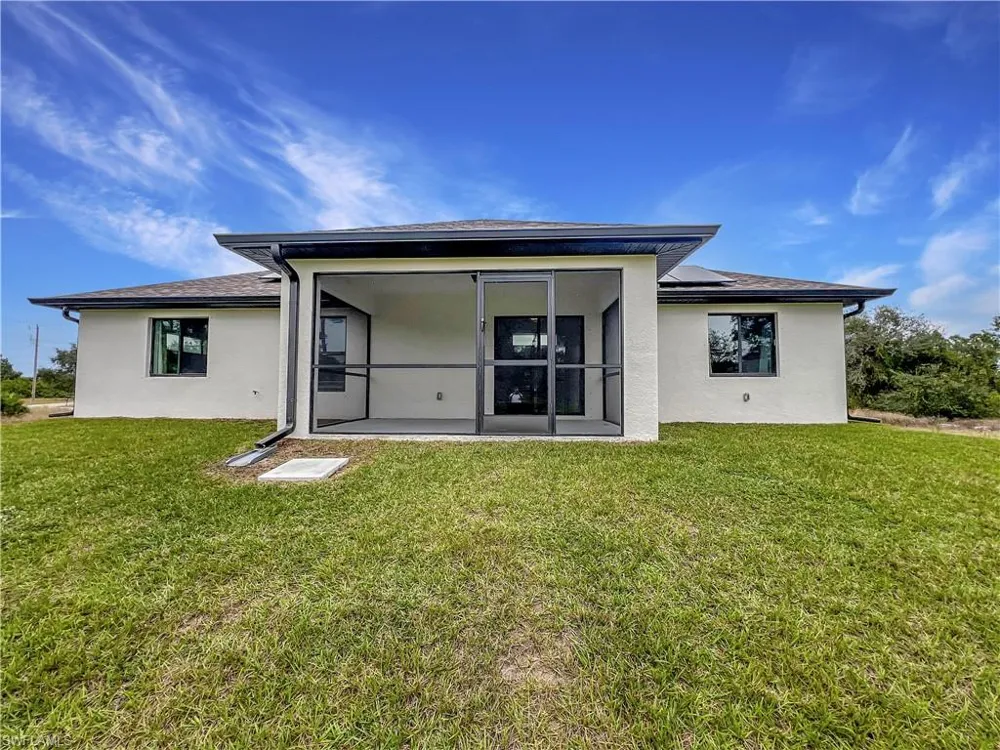 3005 34th Street SW Lehigh Acres, FL 33976