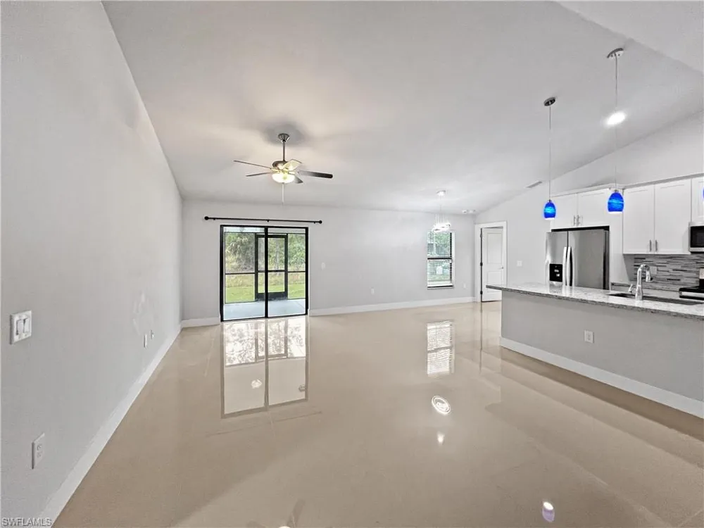 3005 34th Street SW Lehigh Acres, FL 33976