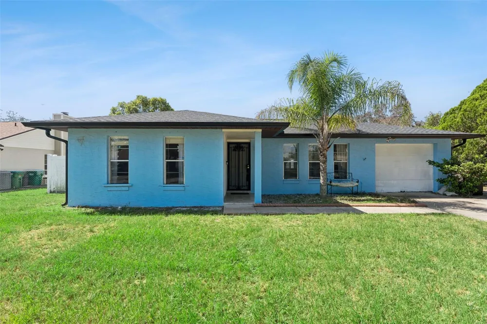1065 FALCON STREET Deltona, FL 32725