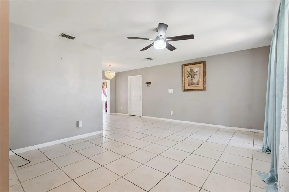 1065 FALCON STREET Deltona, FL 32725