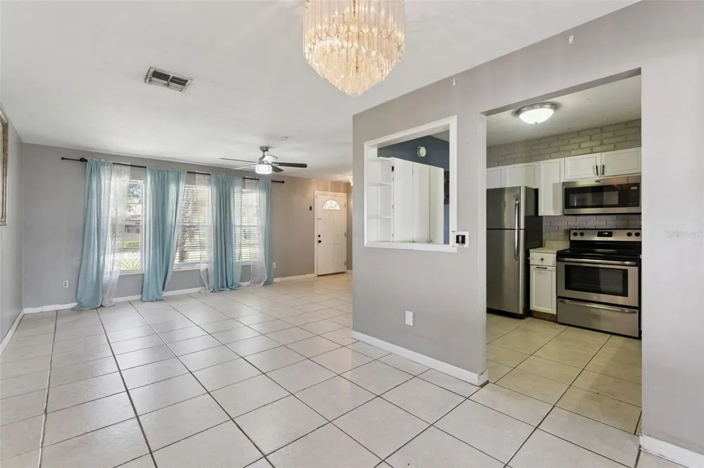 1065 FALCON STREET Deltona, FL 32725