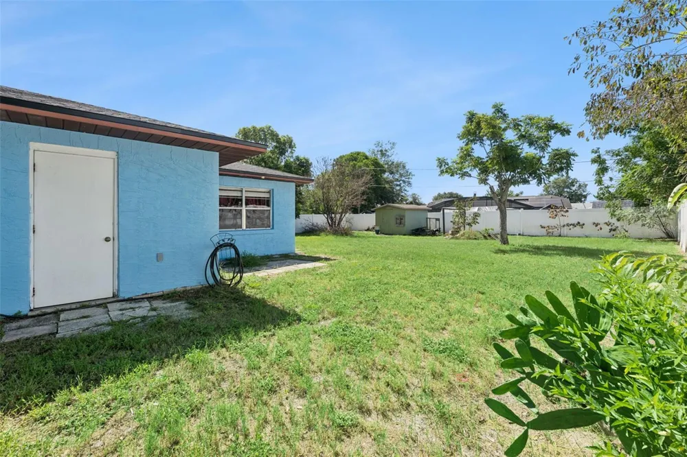 1065 FALCON STREET Deltona, FL 32725