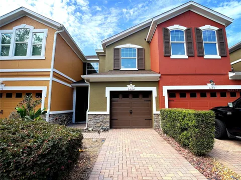 9484 STRONGBARK LANE