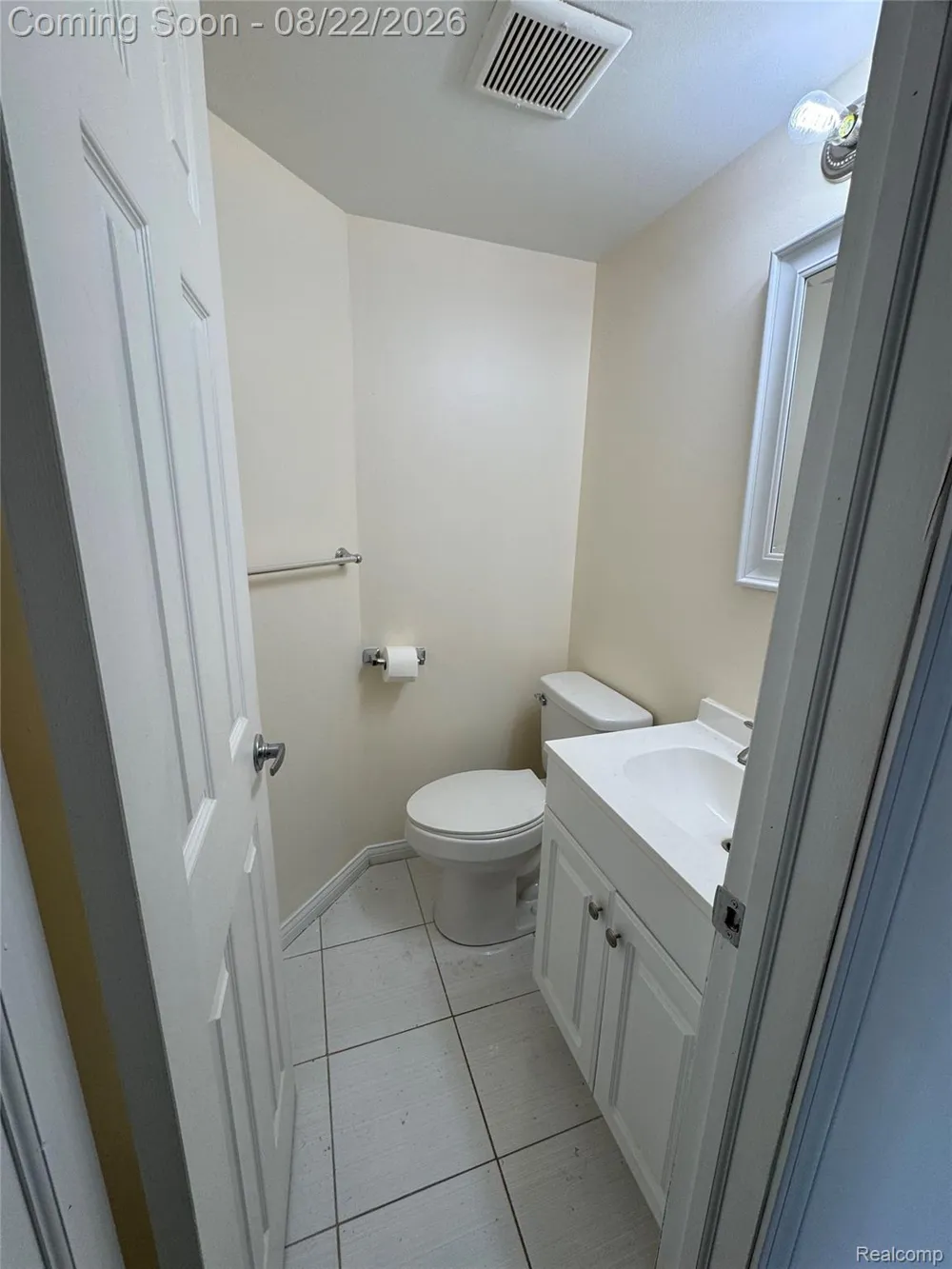 24404 Meadowbridge Drive Clinton Charter Township, MI 48035