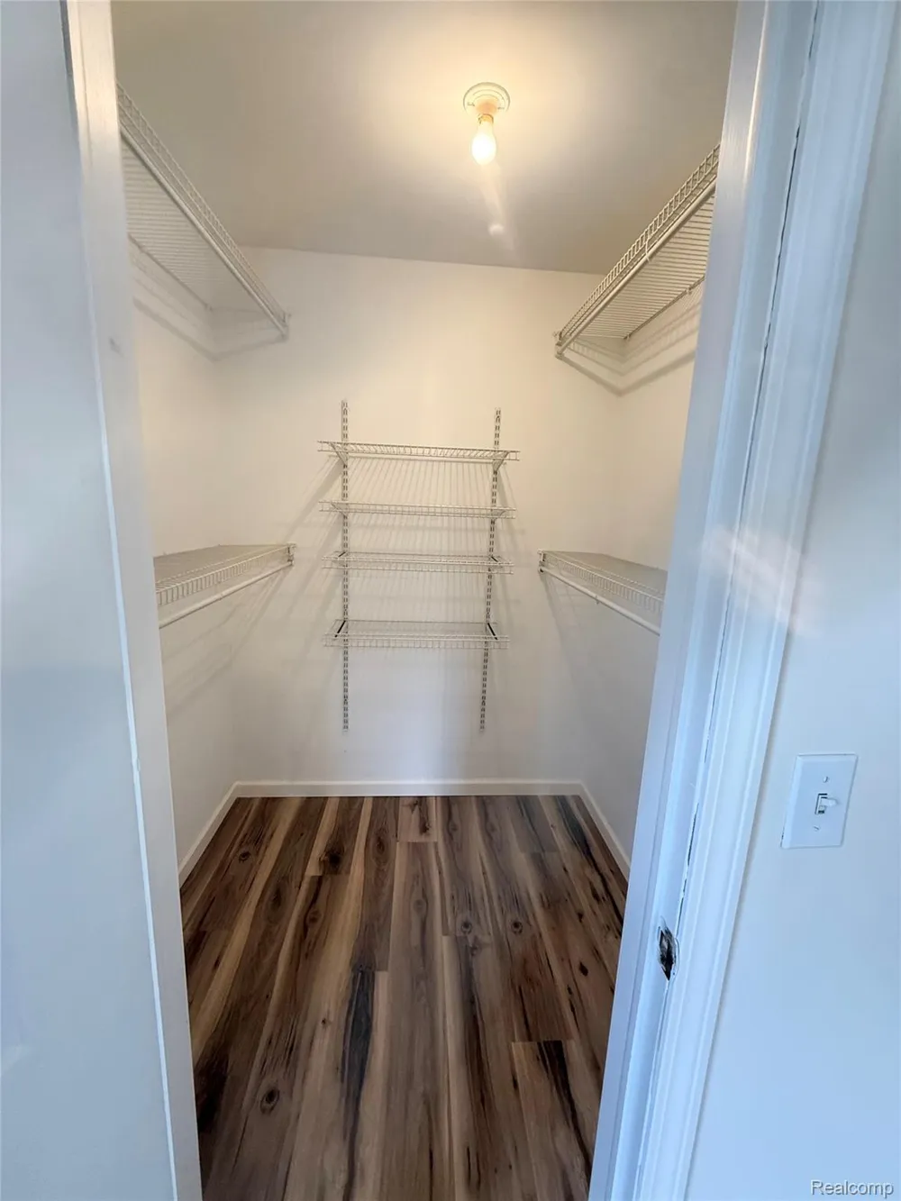 24404 Meadowbridge Drive Clinton Charter Township, MI 48035