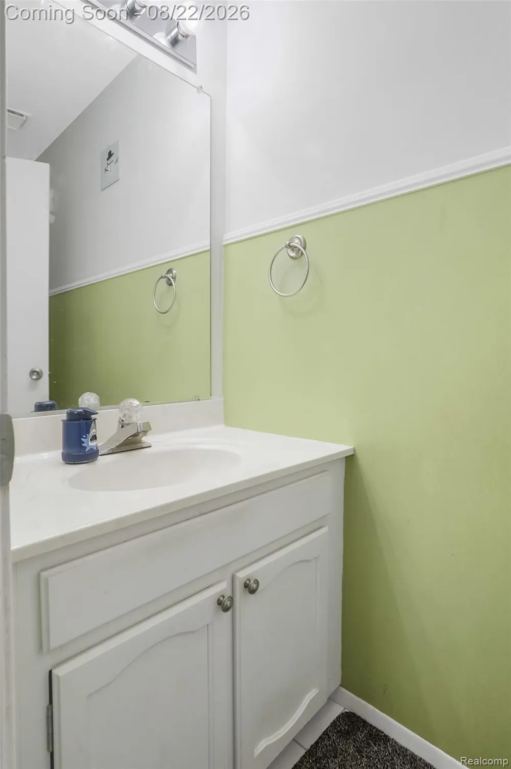 385 Neptune Drive Walled Lake City, MI 48390