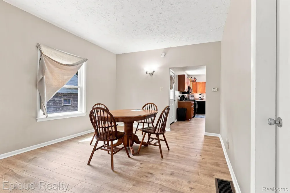 103 Neeper Street Capac Village, MI 48014