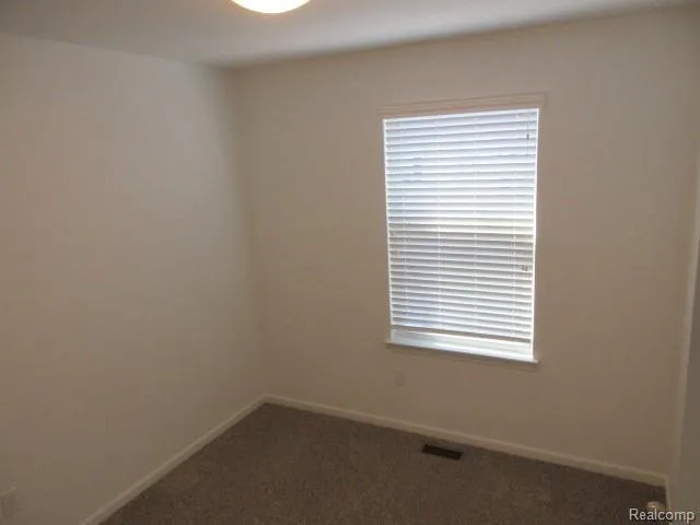3143 Chambers W Wixom City, MI 48393