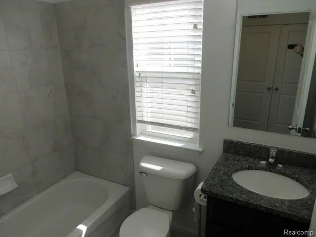 3143 Chambers W Wixom City, MI 48393