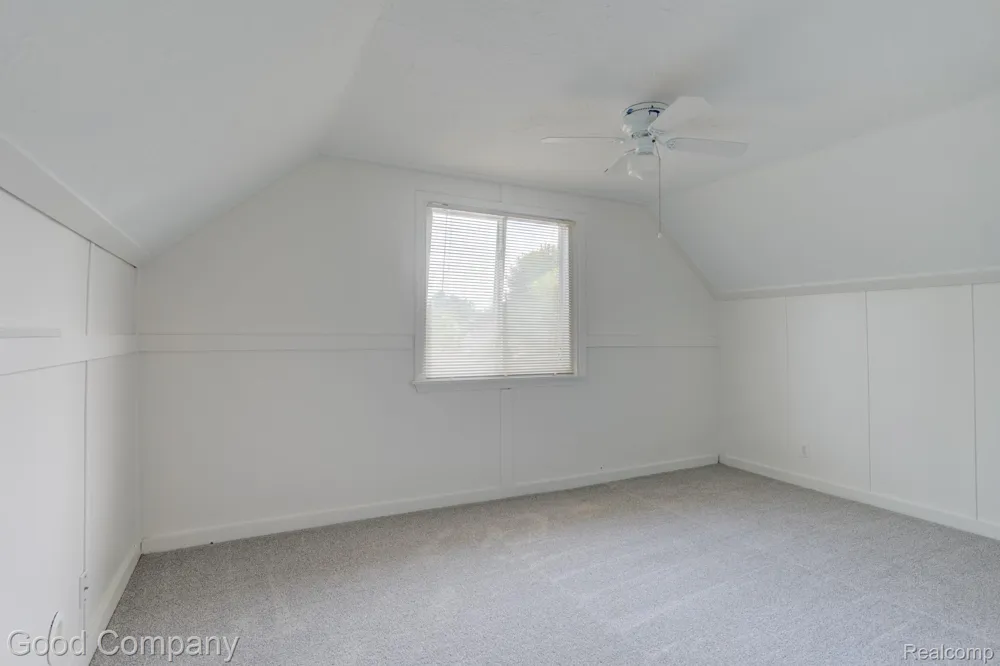3095 Buckingham Avenue Berkley City, MI 48072