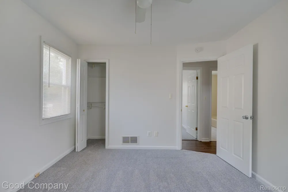3095 Buckingham Avenue Berkley City, MI 48072