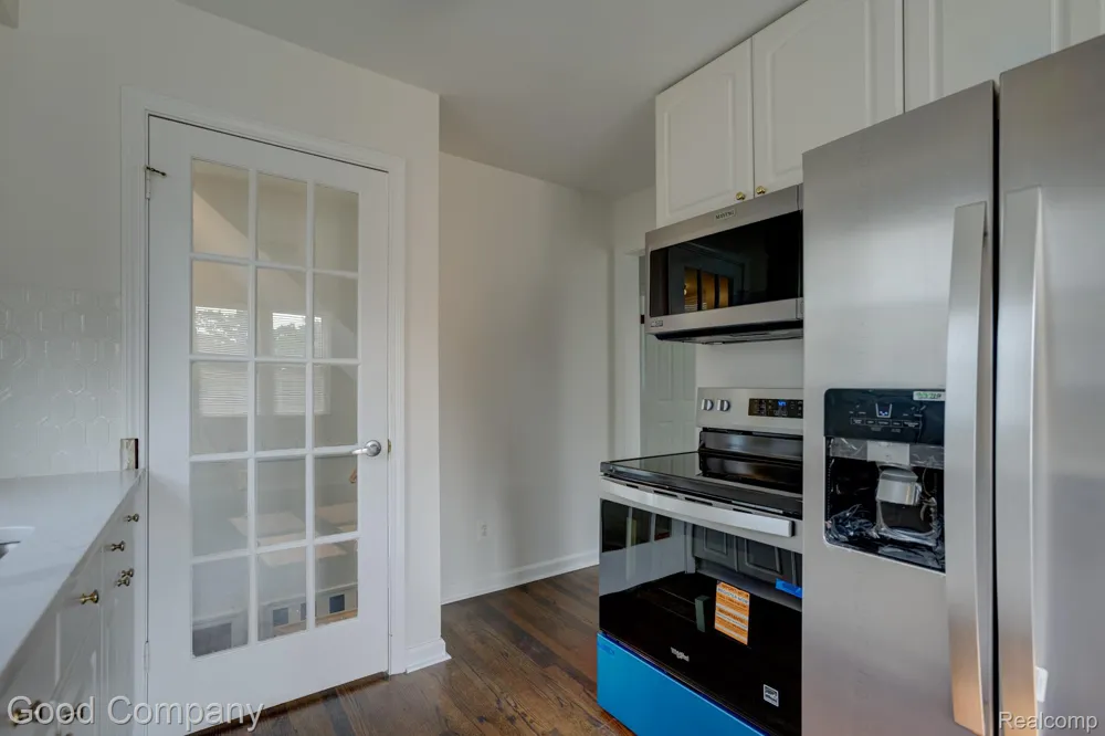 3095 Buckingham Avenue Berkley City, MI 48072