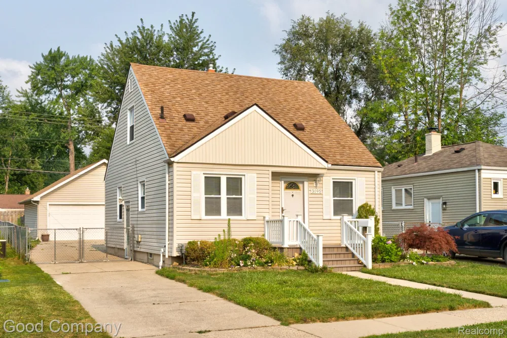 3095 Buckingham Avenue Berkley City, MI 48072