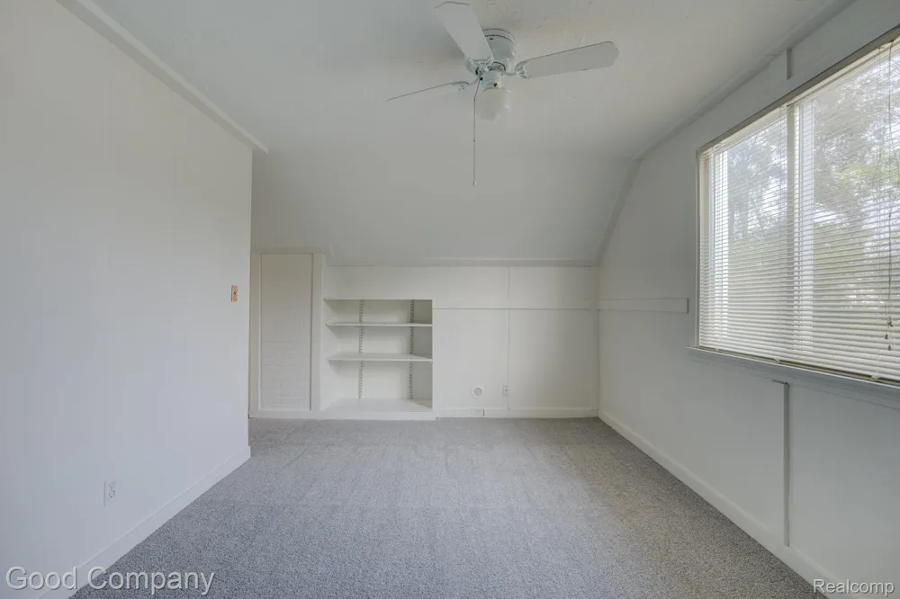 3095 Buckingham Avenue Berkley City, MI 48072