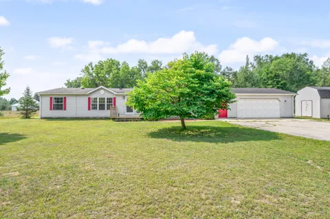 9041 7 Mile Road