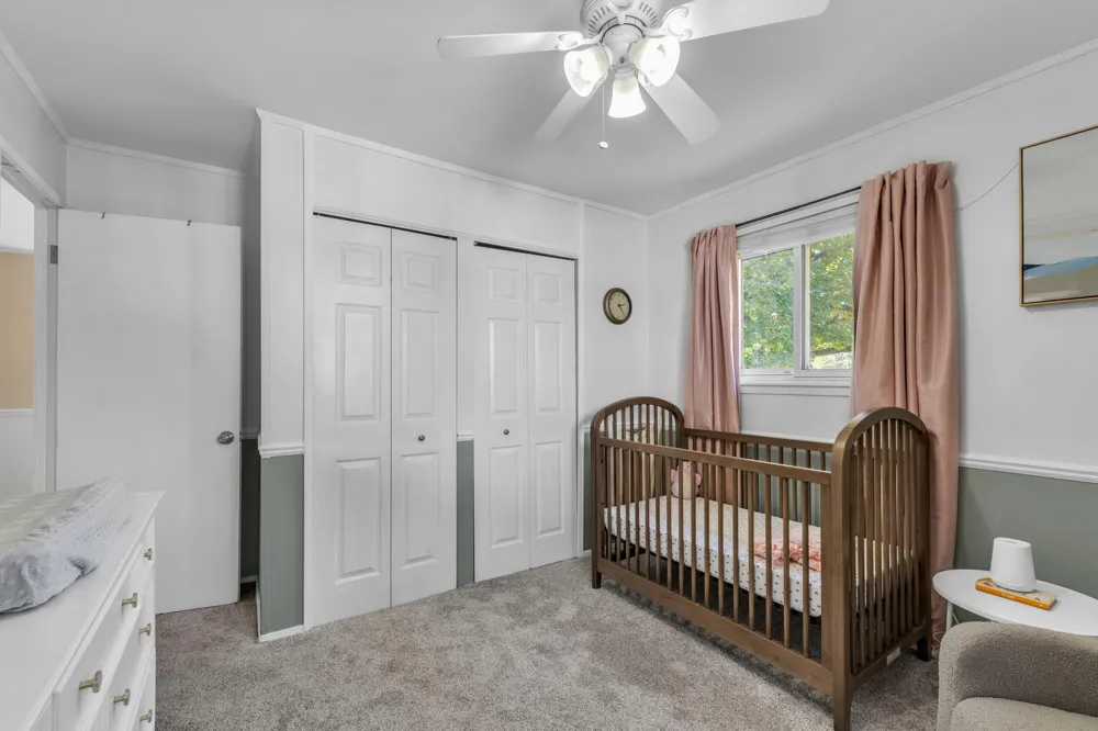 527 Arthur Street Chelsea City, MI 48118