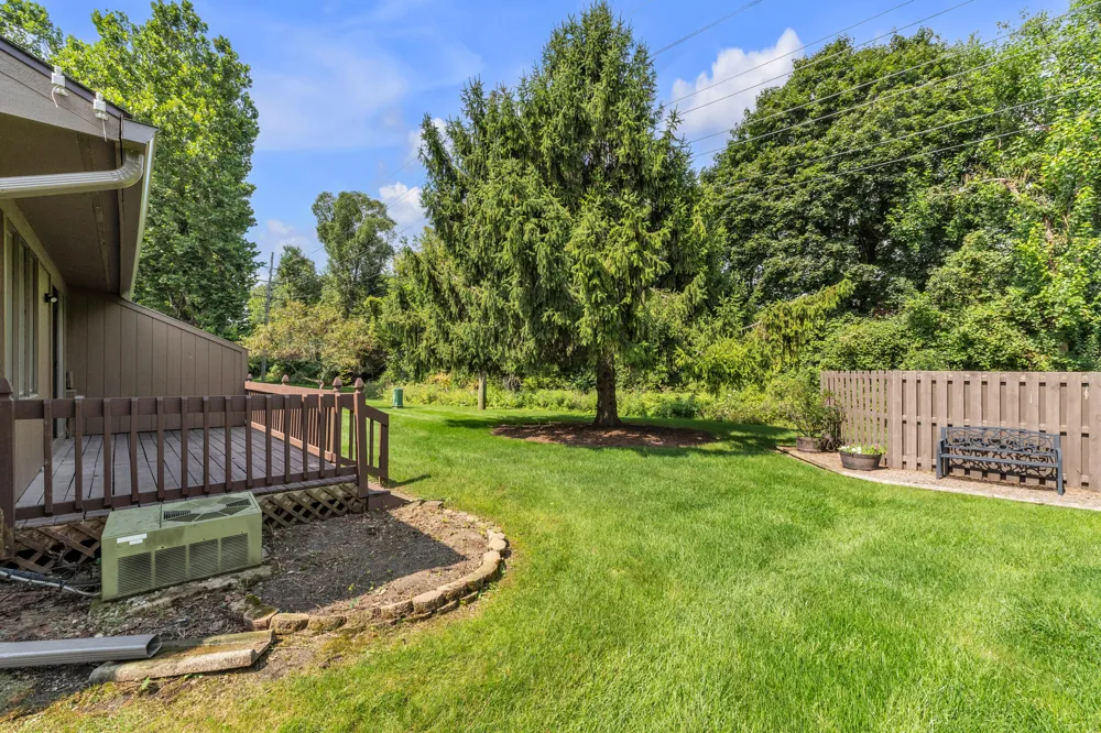 547 Park Place Saline City, MI 48176