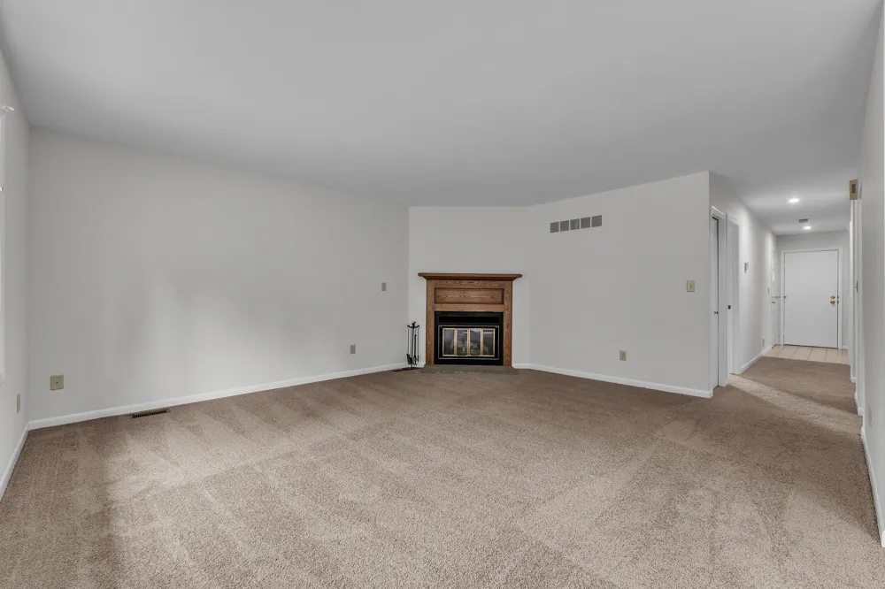 547 Park Place Saline City, MI 48176