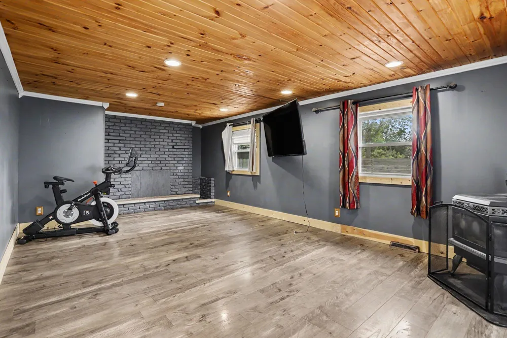 8179 W Q AVENUE Texas Charter Township, MI 49009