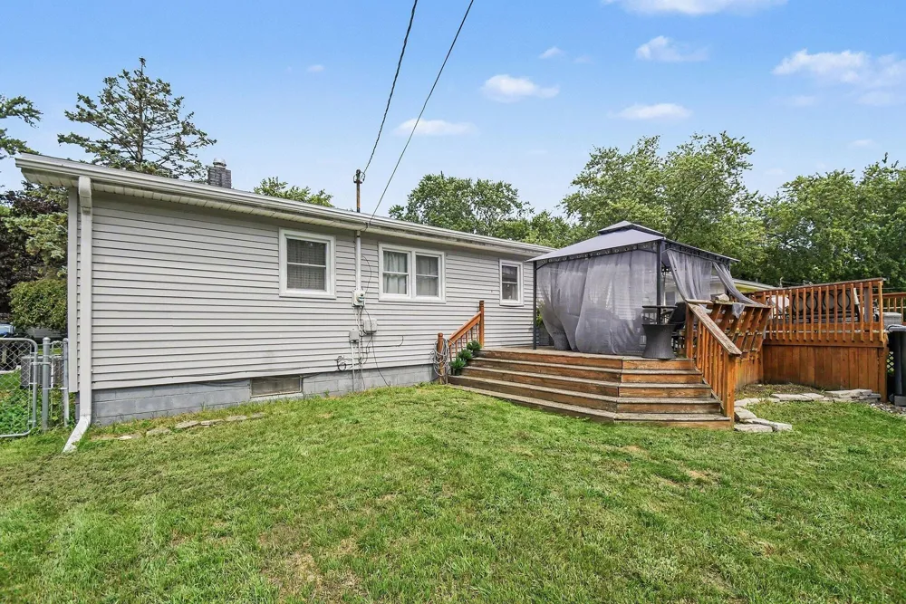 4562 Vista Drive Bridgman City, MI 49106