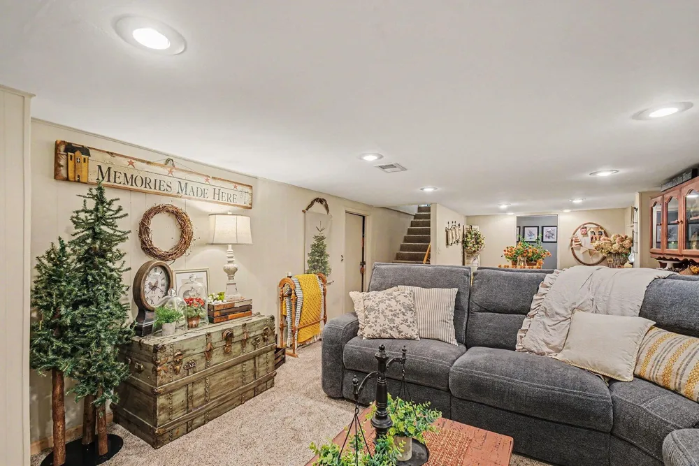 4562 Vista Drive Bridgman City, MI 49106