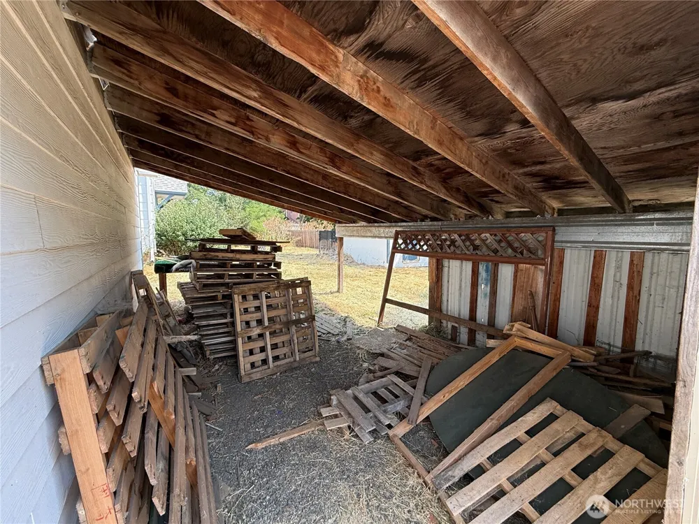115 W 2nd Street Waitsburg, WA 99361