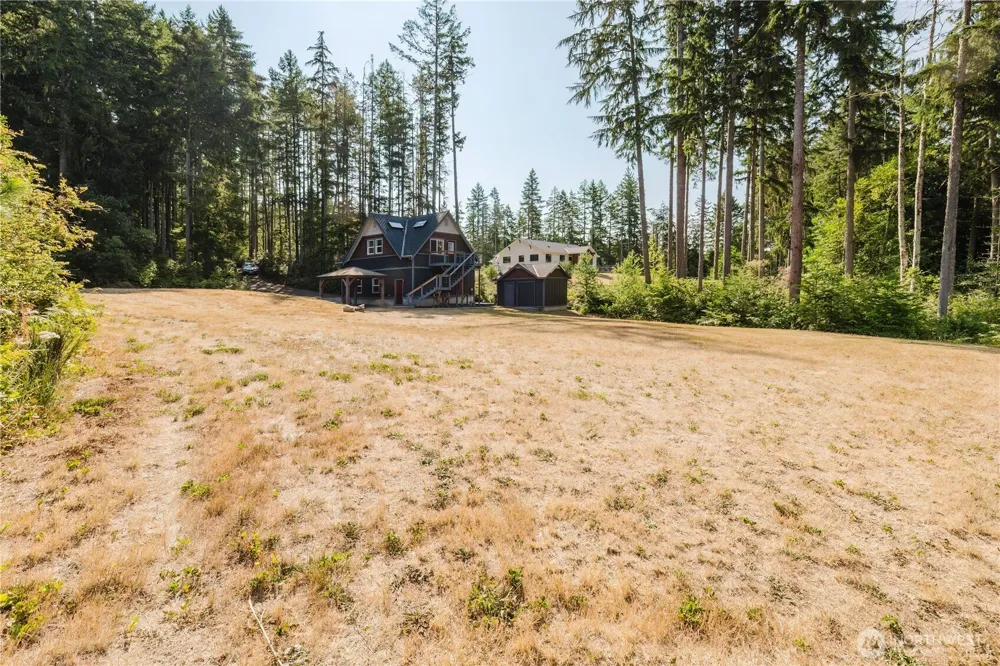 10154 NW Merlins Lane Bremerton, WA 98312