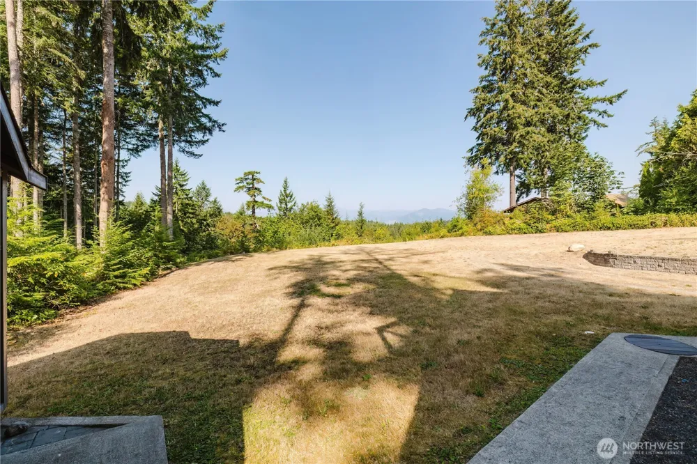 10154 NW Merlins Lane Bremerton, WA 98312