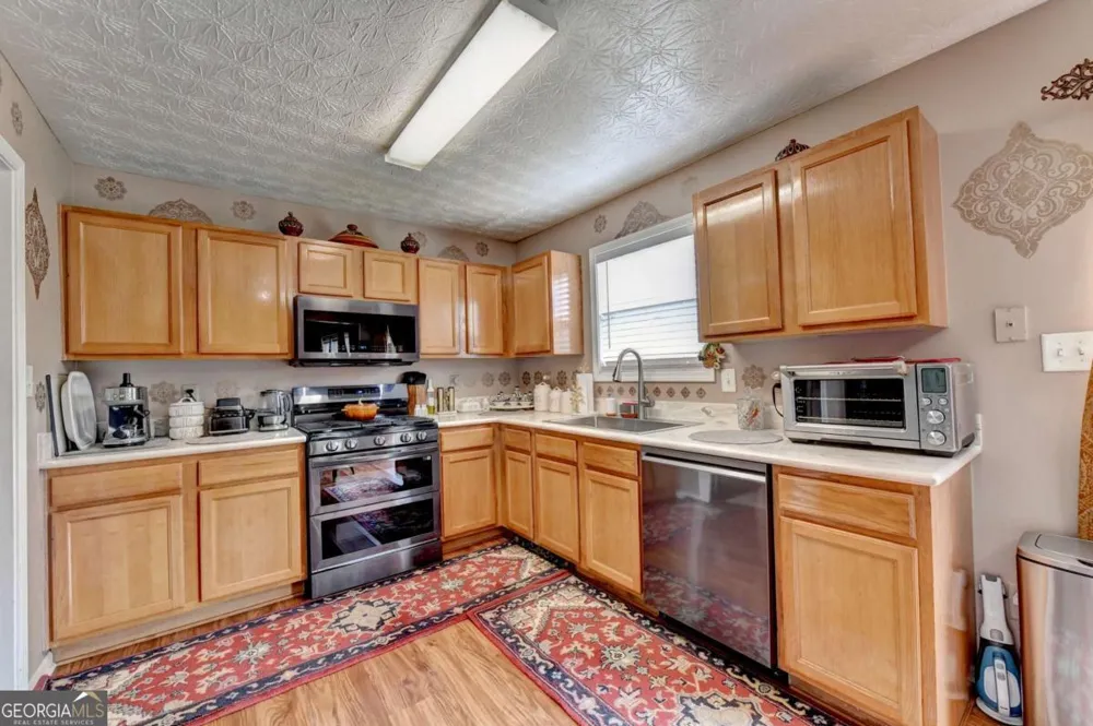 4654 Pine Isle WAY Buford, GA 30518