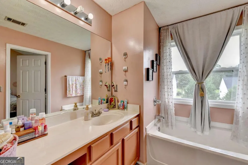 4654 Pine Isle WAY Buford, GA 30518