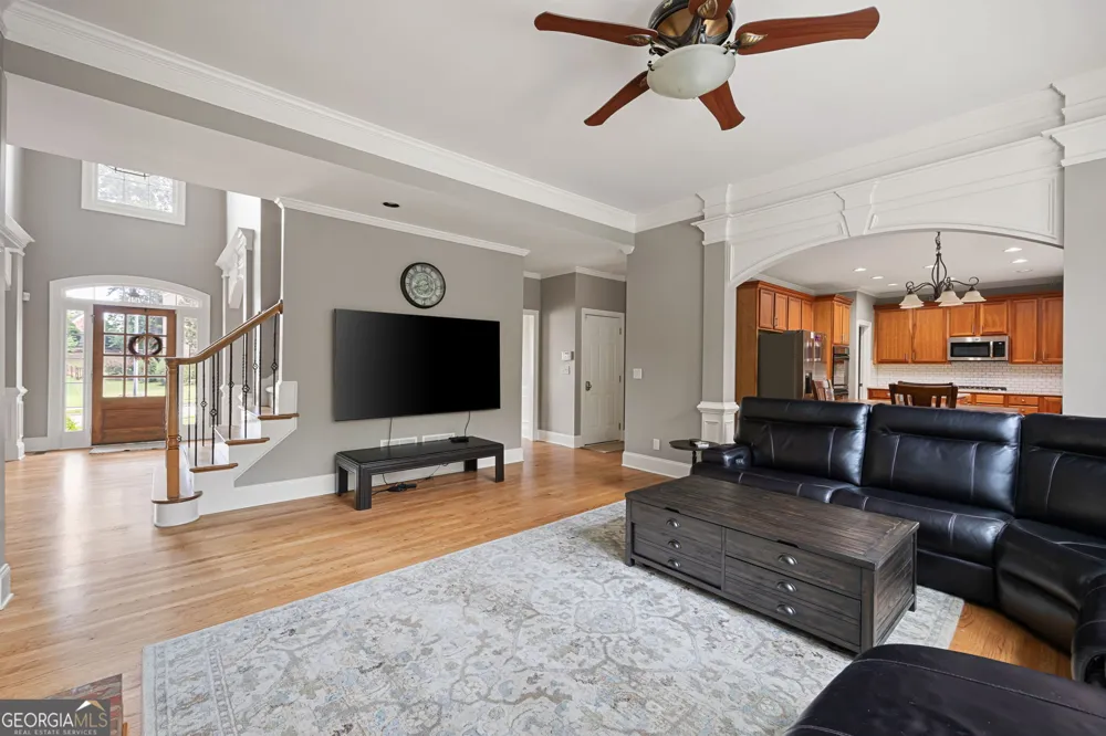 227 Oakwind Pte Acworth, GA 30101