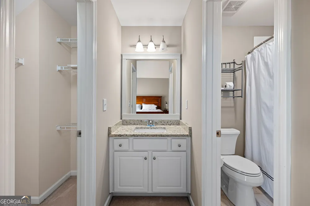 227 Oakwind Pte Acworth, GA 30101