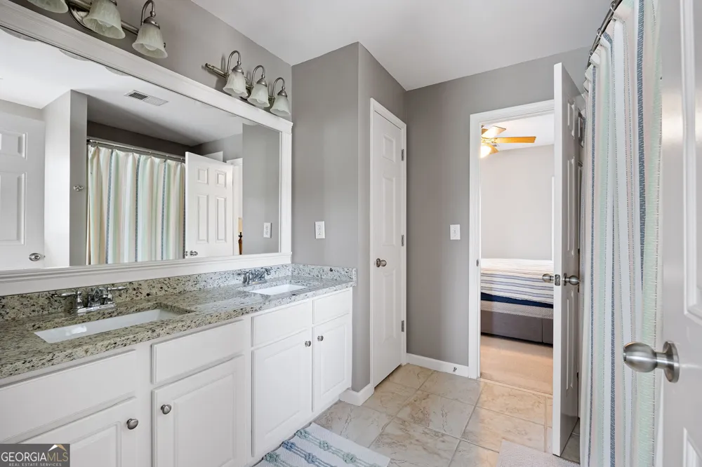 227 Oakwind Pte Acworth, GA 30101