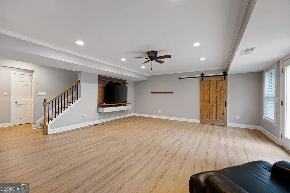 227 Oakwind Pte Acworth, GA 30101