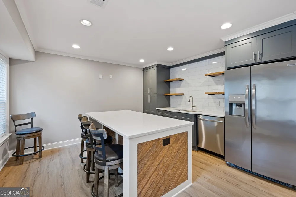 227 Oakwind Pte Acworth, GA 30101